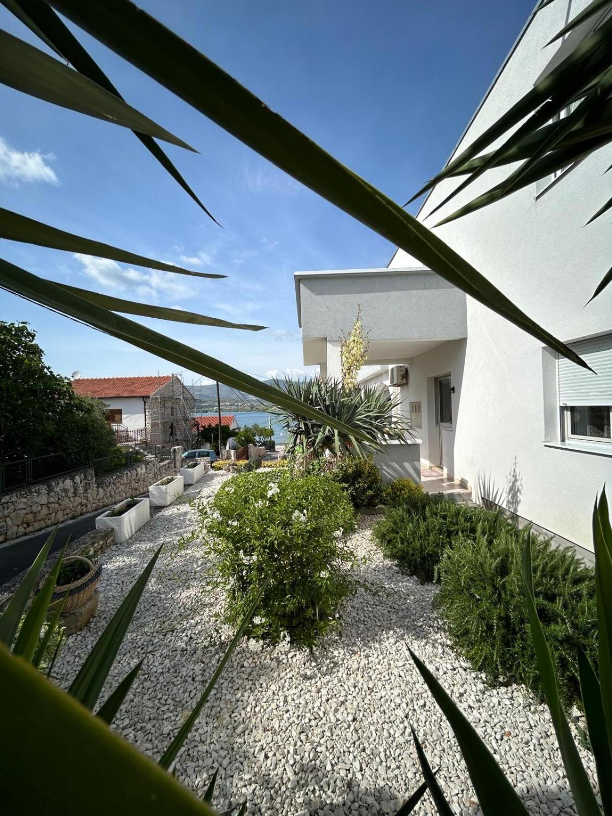 Apartmani Grgic Trogir Exterior photo