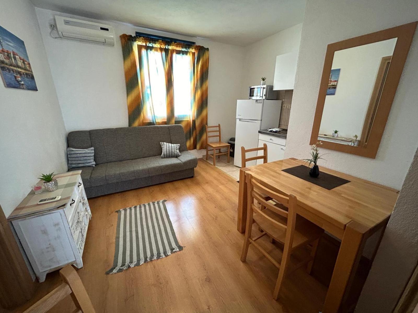 Apartmani Grgic Trogir Exterior photo